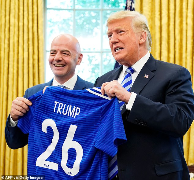 Predsjednik FIFA-e Gianni Infantino čestitao je Donaldu Trumpu koji izgleda na putu za pobjedu na američkim izborima