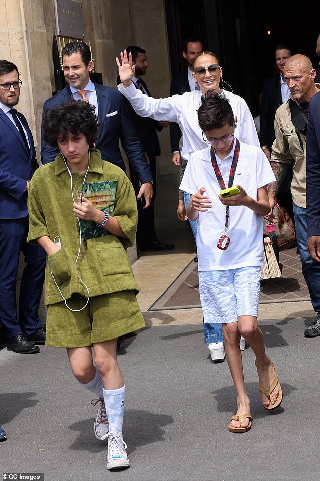 Jennifer, who shares 16-year-old twins Max and Emme (pictured 2022) with ex-husband Marc Anthony continued: 'It was not like me to do that, so I always want to apologise to the fans'