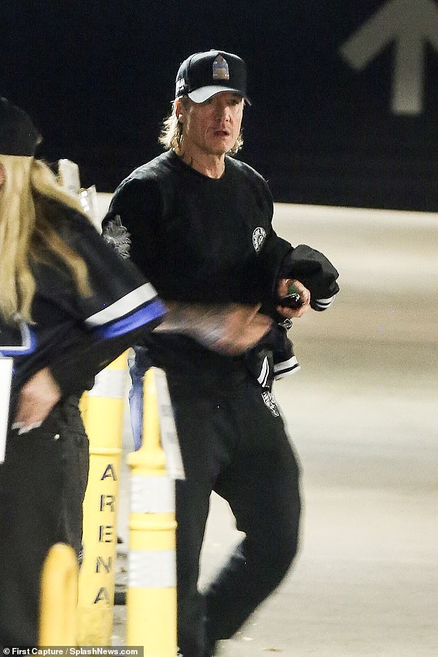 Čini se da je Keith Urban, 57, potencijalno oštetio svoj luksuzni automobil u srijedu u Nashvilleu od tisuće dolara