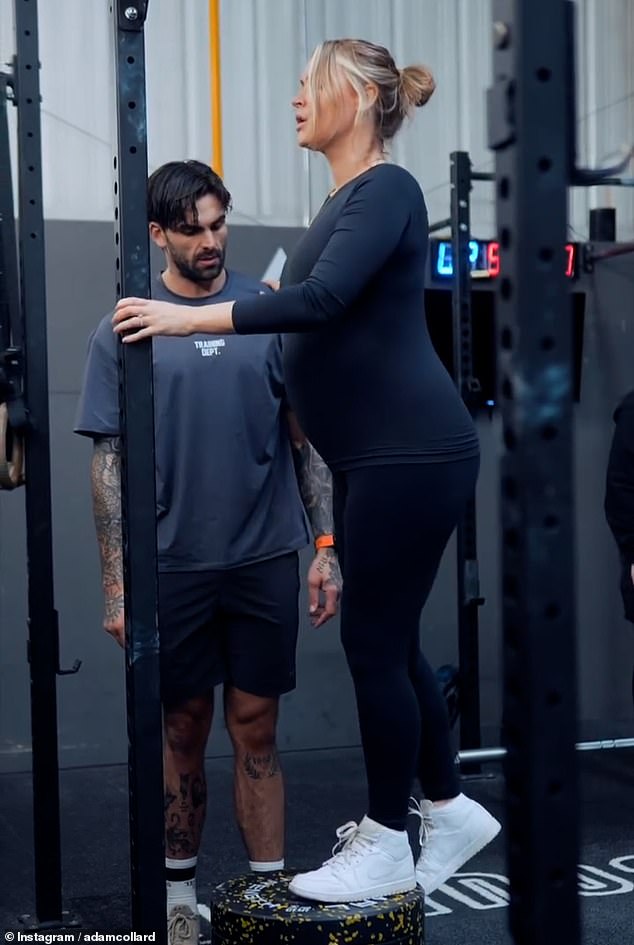 Voditeljica je otkrila svoju rastuću kvržicu u uskoj crnoj kombinaciji od likre dok ju je zaručnik vodio kroz niz disciplina ugodnih za trudnoću