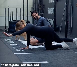 Paru se također pridružio Woodsov francuski buldog, Lulu (na slici u pozadini), a Collard je glumio njezinu neočekivanu prisutnost za smijeh nakon što je podijelio isječak vježbanja
