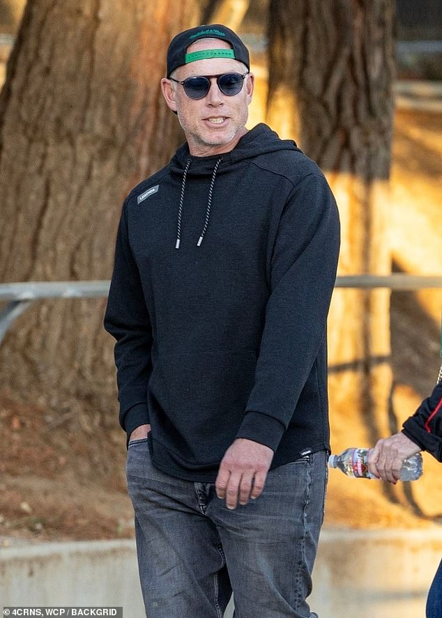 Johnson je izgledao opušteno dok je ovaj tjedan izlazio u LA