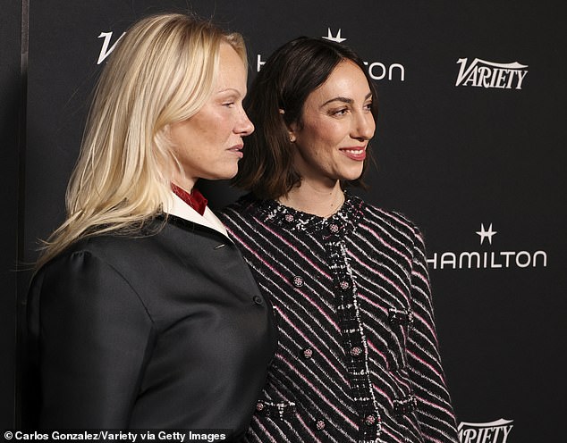 Pamela je na pozornici rekla: 'Nakon što sam skoro odustala (od glume), Gia Coppola je prepoznala tu glad u meni i pomogla mi da skinem prašinu s paučine sna koji sam skoro zaboravila. Ponovno paljenje plamena u meni. spašavanje mog života'