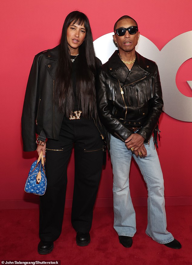 Williams was also joined by wife, Helen Lasichanh, who wore a pair of black pants as well as a flashy Louis Vuitton belt