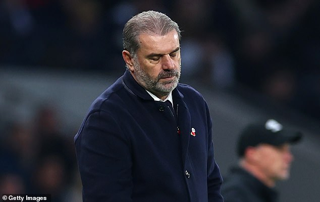 Šef Spursa Ange Postecoglou trebao bi biti bez Odoberta duže vrijeme