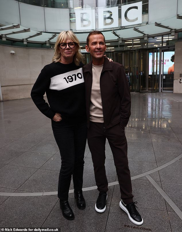 Scott Mills, koji trenutno vodi popodnevni program Radija 2 radnim danom od 14 do 16 sati, u siječnju će preuzeti Zoein termin za doručak