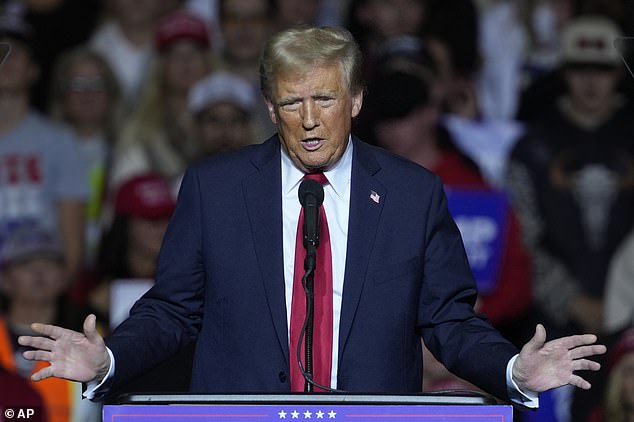 Osoba bliska DeGeneres rekla je da su ona i de Rossi bježali iz SAD-a kao odgovor na predsjedničke izbore 2024., na kojima je pobijedio bivši predsjednik Donald Trump