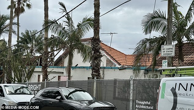 Četiri podneska od tri različita susjeda podnesena su vijeću protiv nove imovine