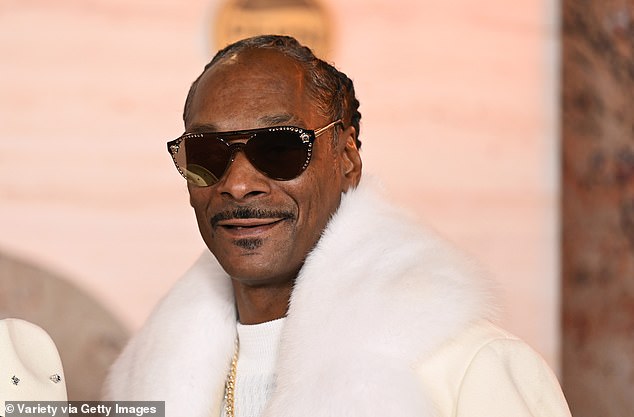 Američki reper Snoop Dogg je među brojnim slavnim osobama koje prisustvuju utrci