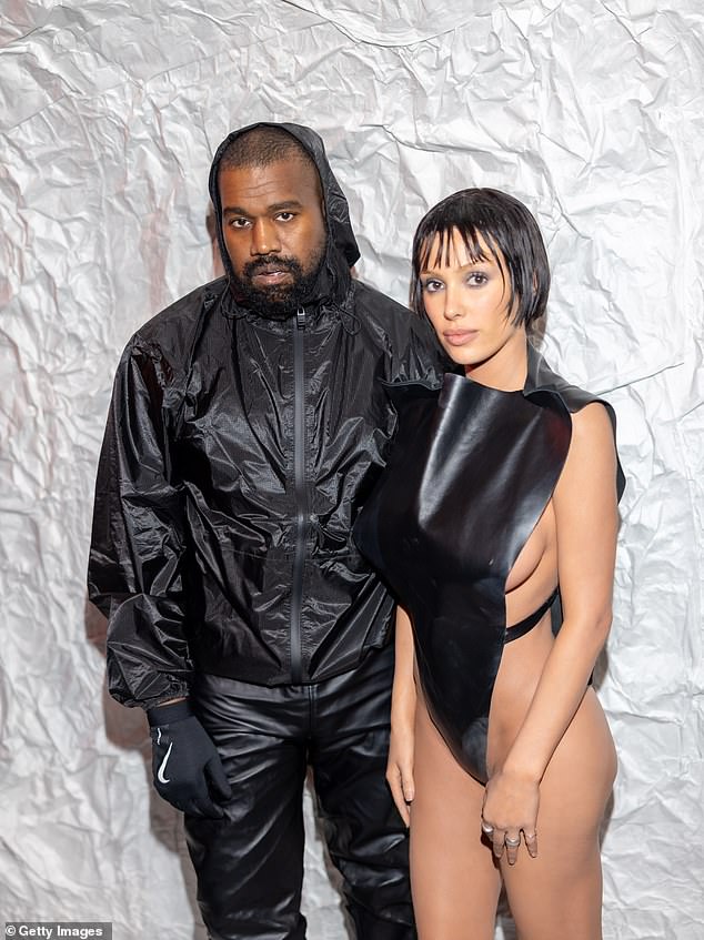 Kanye West, 47, (lijevo) navodno planira obnovu zavjeta s oznakom X sa svojom suprugom Biancom Censori, 29, (desno)
