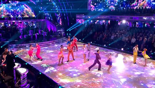 Slijepi komičar izašao je na plesni podij u subotu navečer kako bi se natjecao u visokoj drami Samba-thon u kojoj je sudjelovalo svih sedam parova na podiju u isto vrijeme