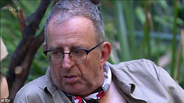 Richard je otvorio priču o tome kakav je osjećaj biti homoseksualac uključen u crkvu tijekom epizode u ponedjeljak