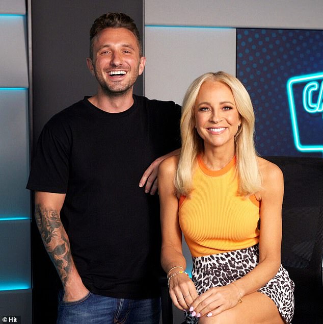 Priča se da su se ljubavnici Tommy Little (39) i Carrie Bickmore (43) skinuli za svoje posljednje zajedničko fotografiranje, ali ne na način na koji biste očekivali