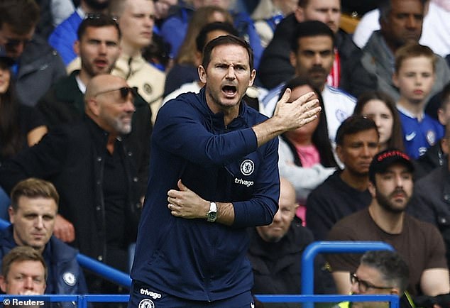 Lampard želi slomiti upravu, ali mora nadmudriti nogometne opsjednute u Championshipu