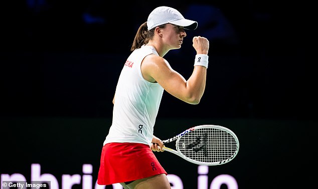 Swiatek, aktualni pobjednik French Opena, bio je pozitivan na lijek za poboljšanje performansi trimetazidin u kolovozu te je privremeno suspendiran u rujnu