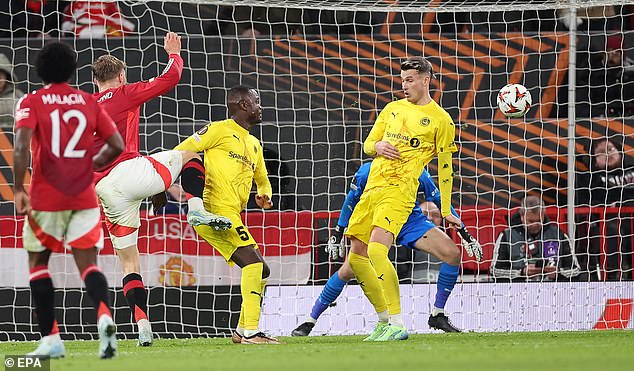 Hojlund je izveo briljantnu završnicu zakucavši loptu u donji kut protiv Bodo/Glimta