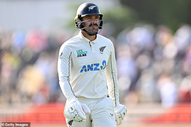 Novi Zeland je ostao u neizvjesnoj poziciji, s Kiwisima samo četiri puta ispred i šest u gubitku