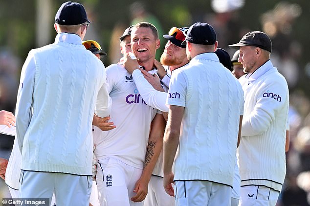 Brydon Carse ponovno je impresionirao s loptom s tri vrata i smanjio Novi Zeland na 155-6