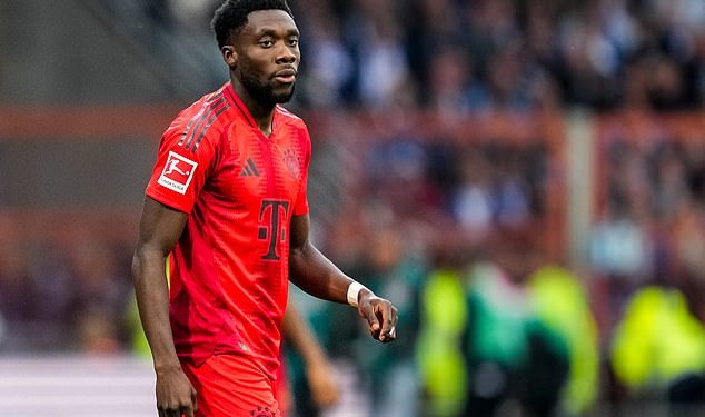 Alphonso Davies ‘otvoren je za novu ponudu’ s njegovim ugovorom s Bayern Münchenom koji istječe sljedećeg ljeta… budući da njemački divovi ‘nude braniču novi ugovor’ zbog interesa Real Madrida i Man Uniteda