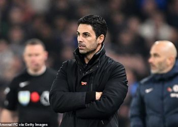 Arsenal su upozoreni da moraju ‘odigrati pet ili šest pobjeda’ zaredom kako bi održali svoje nade za naslov u Premier ligi – kao što Paul Merson tvrdi da je samopouzdanje Topnika ‘nisko’