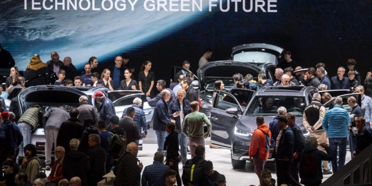 Auto Klub – Kralj je mrtav, živio kralj! Ovaj proizvođač električnih automobila zarađuje više od Tesle