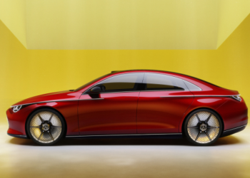 Auto Klub – Neumoljiva globalizacija: Iduća generacija Mercedesa CLA će imati benzinski 2.0 motor iz Kine