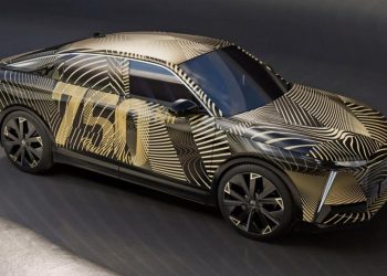 Auto Klub – Ovo je novi model DS-a, zanimljivi Fastback s dosegom od 750 kilometara. Vjerojatno će imati i benzinsku verziju