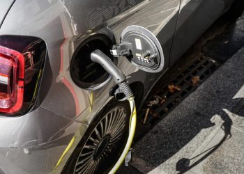 Auto Klub – Ovo su glavni razlozi zašto zapadni potrošači ne reagiraju pozitivno na sve bolju ponudu električnih vozila