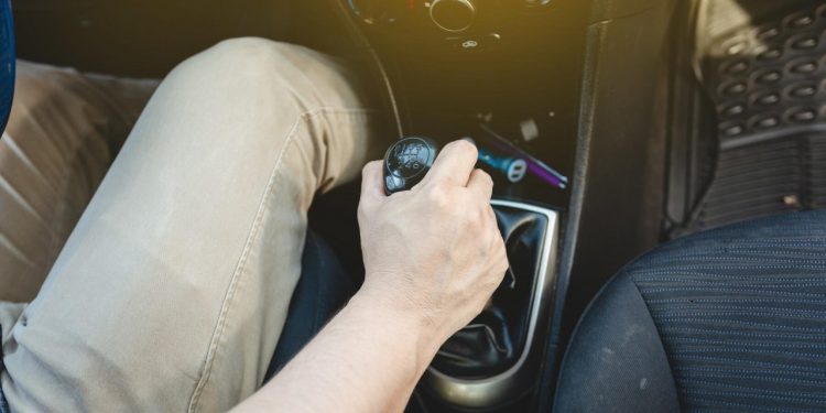 Auto Klub – Policajci to ne pamte: Kilometrima po gradu u ludoj potjeri bježao vozeći unatrag, svi se razbježali