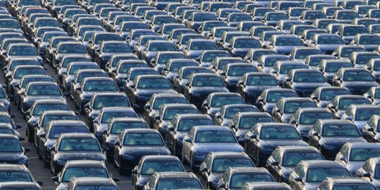 Auto Klub – Povratak na staro: Skupe električne aute s malim dosezima ne žele, Europljani opet najviše kupuju male benzince