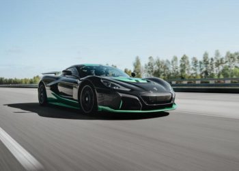 Auto Klub – Rimac Nevera se okušala u još jednoj utrci ubrzanja sa žestokim konkurentima: Pogledajte kako je prošla