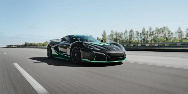 Auto Klub – Rimac Nevera se okušala u još jednoj utrci ubrzanja sa žestokim konkurentima: Pogledajte kako je prošla