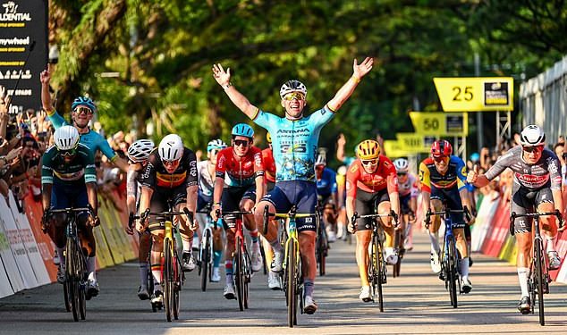 Britanska legenda Tour de Francea Mark Cavendish POBJEDIO je u posljednjoj utrci svoje karijere nakon što je najavio povlačenje u 39. godini