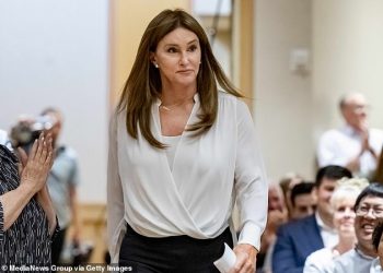 Caitlyn Jenner otkrila za koga je glasala na izborima 2024. između Donalda Trumpa i Kamale Harris