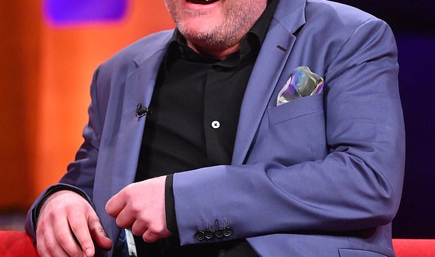 Chris McCausland iz Strictlyja otkriva inovativan način na koji ga njegova profesionalna partnerica Dianne Buswell uči rutini