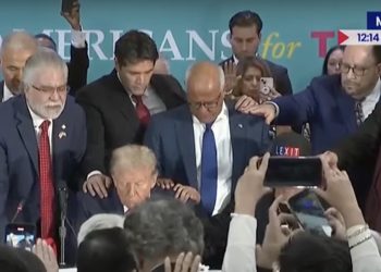 Čovjek u trećem mjesecu predvidio pobjedu Trumpa: ‘Gorjet će za Isusa’