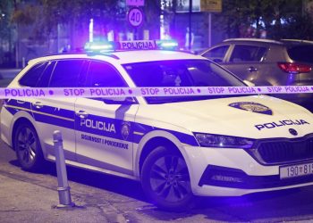 Digitalni epileptički napad: Rotirke na policijskim vozilima stvaraju kaos umjetnoj inteligenciji