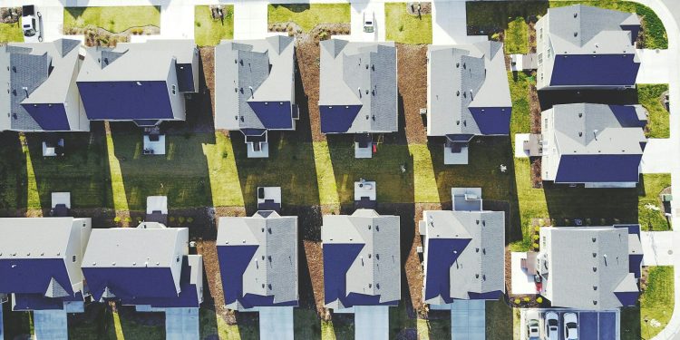 Dobici kriptovalute omogućuju siromašnima da kupuju kuće, rezultati istraživanja riznice, ali rizici mogu vrebati