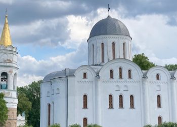Drevna pravoslavna katedrala u Ukrajini pretvorena u kino – MP (SLIKE) – RT Rusija i bivši Sovjetski Savez