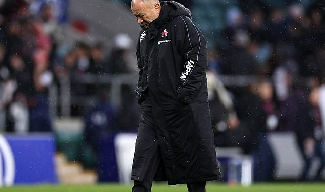 Eddie Jones otkriva da ga je zlostavljao obožavatelj ‘klaun’ po povratku u Twickenham dok je Japan bio potučen od Engleske – dok bivši šef obećava da će odgovoriti na ‘toksične’ tvrdnje Dannyja Carea