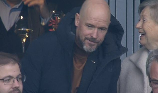 Erik ten Hag gleda dvije svoje stare strane u akciji u Nizozemskoj – dok Nizozemac uživa u pauzi nakon otkaza Man Unitedu