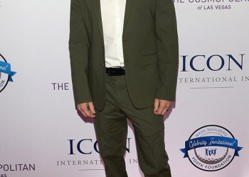 Frankie Muniz otkriva kolegu iz Malcolma u sredini koja ga još uvijek ‘provjerava’