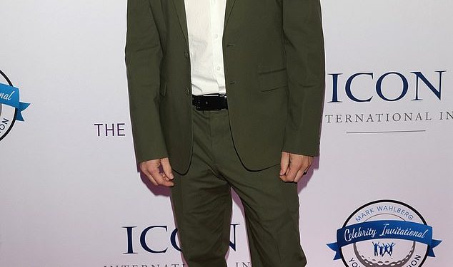 Frankie Muniz otkriva kolegu iz Malcolma u sredini koja ga još uvijek ‘provjerava’