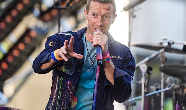 Frontmen grupe Coldplay, Chris Martin, prekida nastup u Sydneyu kako bi spasio dječaka dirljivom gestom