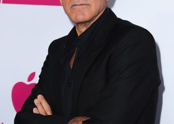 George Clooney povlači se iz politike nakon što je proglašen ‘žrtvenim jarcem’ zbog gubitka Kamale Harris