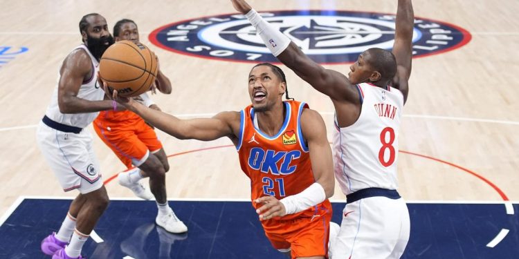 Gilgeous-Alexander neuhvatljiv, Thunder avalanche. Bucks, kriza bez kraja