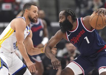 Harden pobjeđuje u izazovu s Curryjem: Clippersi lete. Lillard spašava Milwaukee