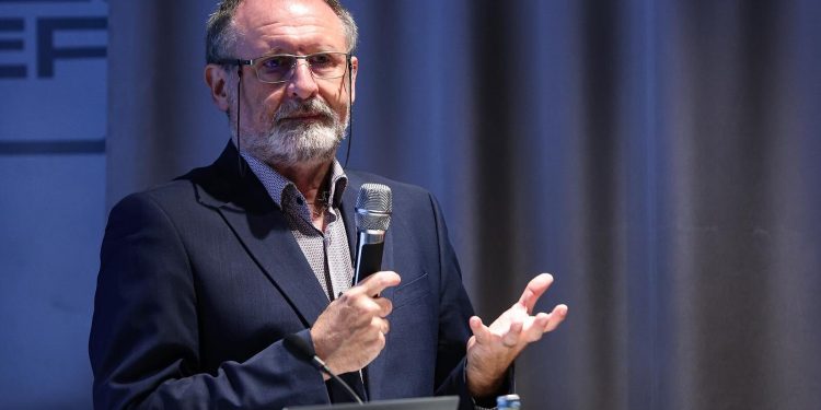 Isplativost prelaska na e-račune. Ukupna ušteda po računu iznosi približno 10 eura