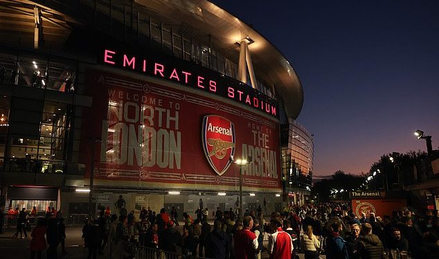 Kako Arsenal može pojačati stadion Emirates da sustigne rivale – stručnjaci otkrivaju pet mogućih poboljšanja uključujući seizmičku promjenu