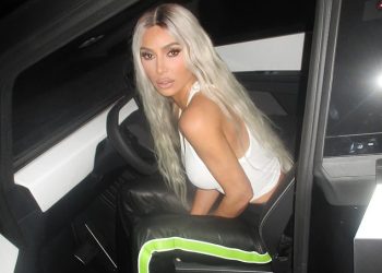 Kim Kardashian kaznili su LA policajci zbog prekršaja Tesla Cybertrucka
